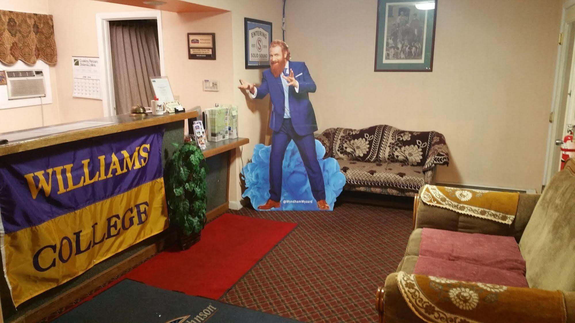 Howard Johnson By Wyndham וויליאמסטאון מראה חיצוני תמונה